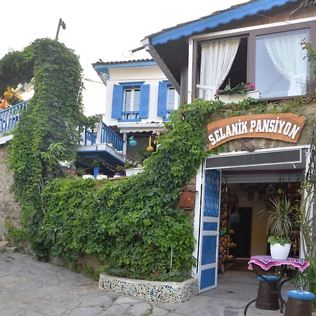 Selanik Hotell Sirince